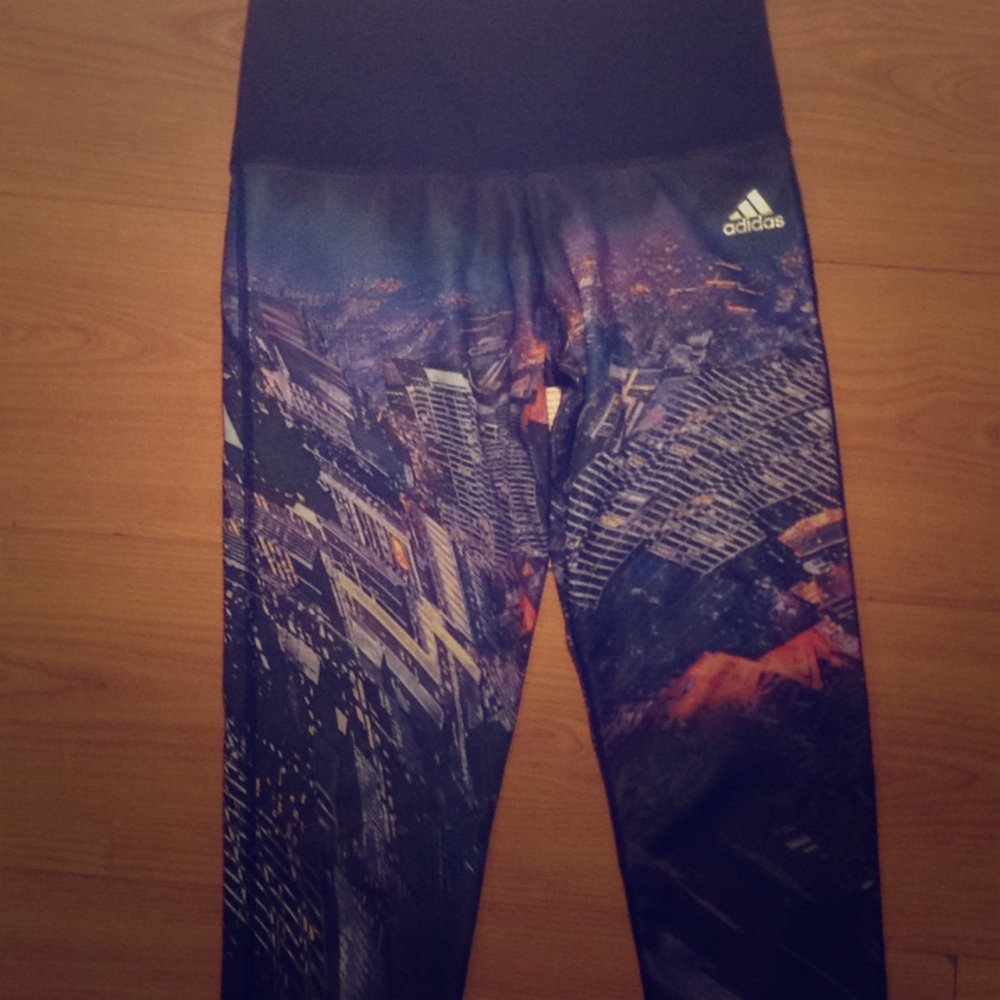 Adidas city night sky workout capris